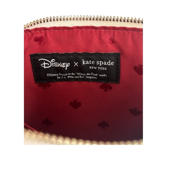 Kate Spade x Disney Tigger Wristlet - Picture 5 of 5